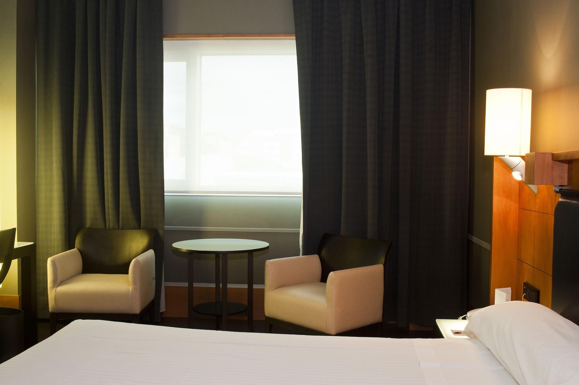 فندق جراند هوتل لاكوا فيتوريا غاستيِز المظهر الخارجي الصورة A room at the hotel