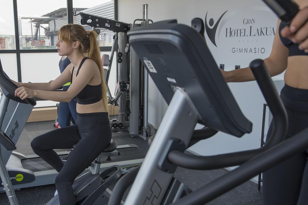 فندق جراند هوتل لاكوا فيتوريا غاستيِز المظهر الخارجي الصورة Elliptical cross trainer