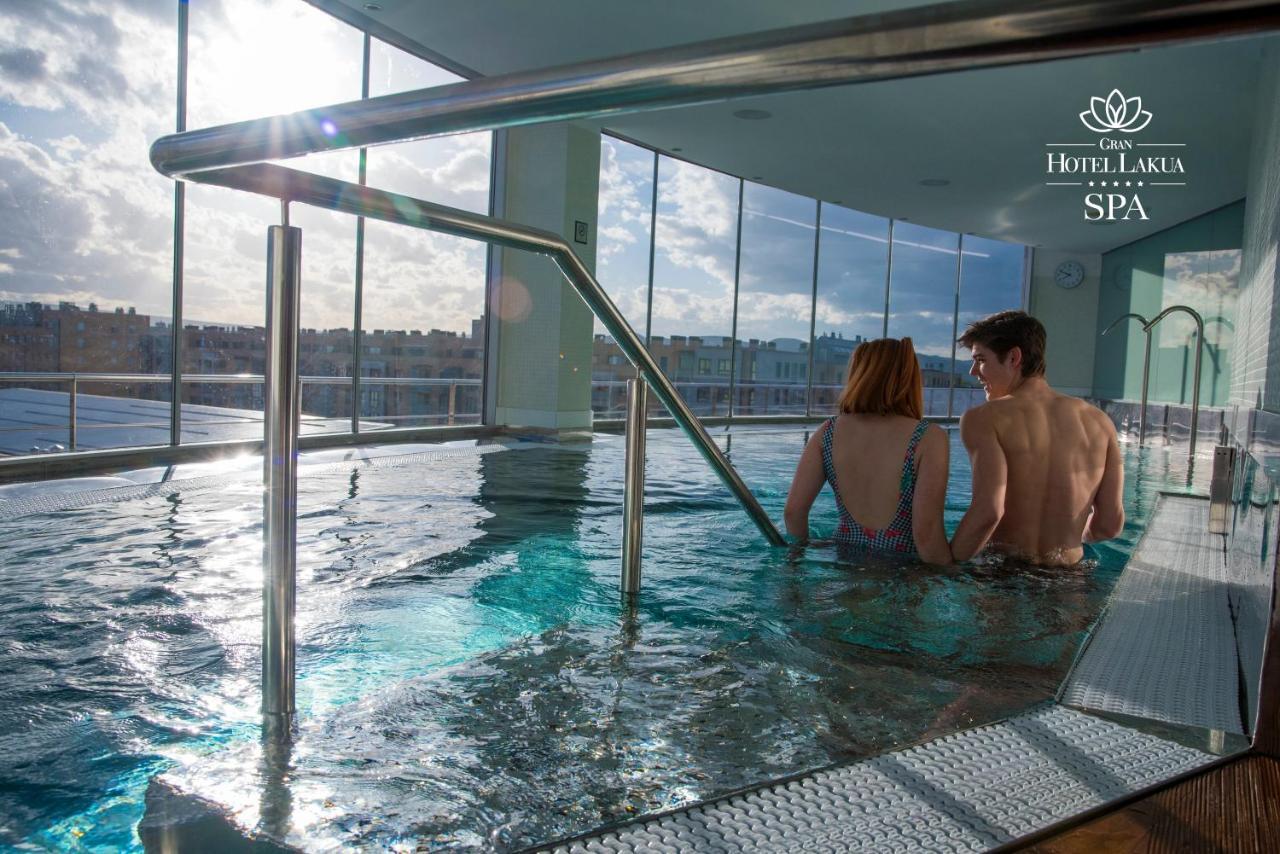 فندق جراند هوتل لاكوا فيتوريا غاستيِز المظهر الخارجي الصورة Spa at Hotel Lake