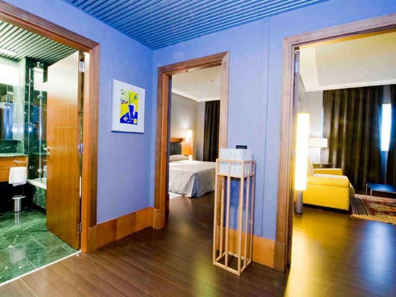 فندق جراند هوتل لاكوا فيتوريا غاستيِز المظهر الخارجي الصورة A suite at the hotel
