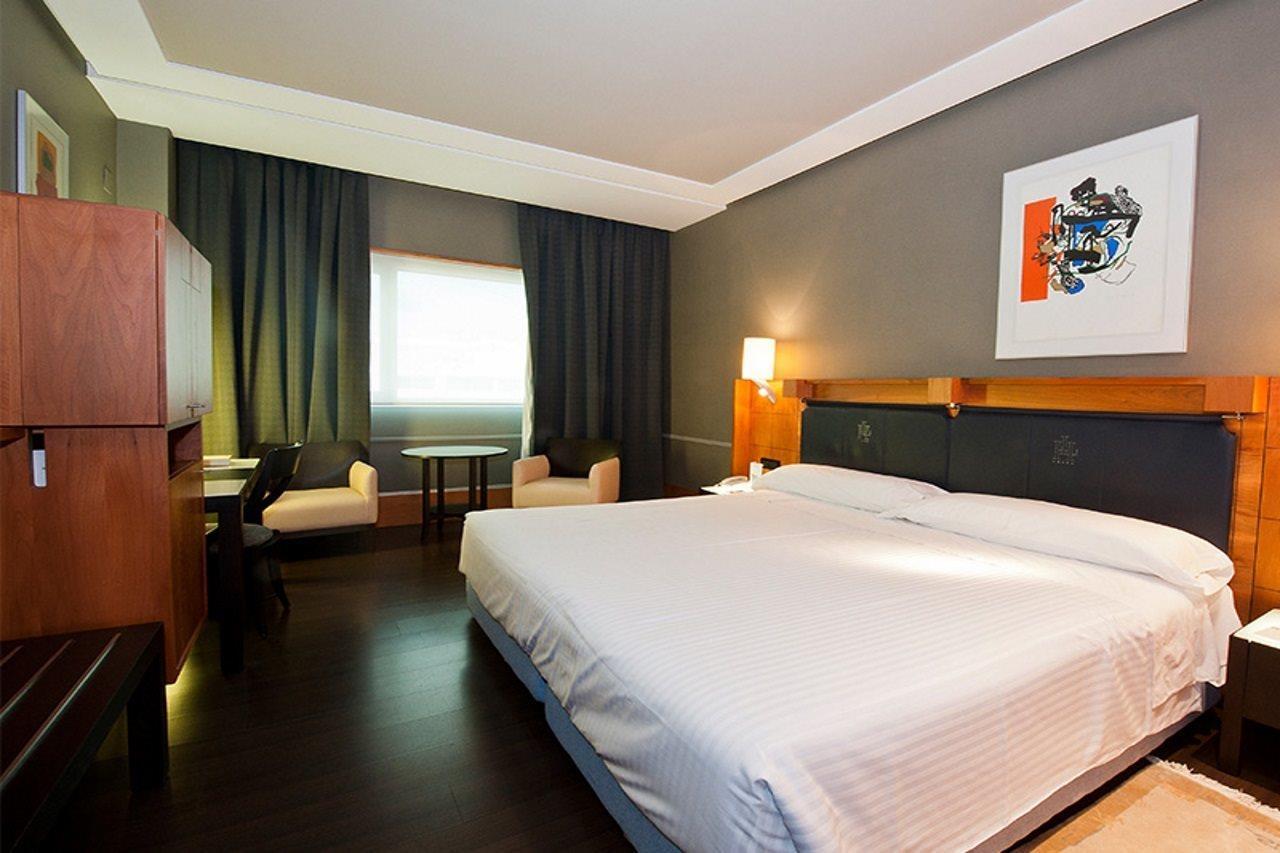 فندق جراند هوتل لاكوا فيتوريا غاستيِز المظهر الخارجي الصورة A room at the hotel